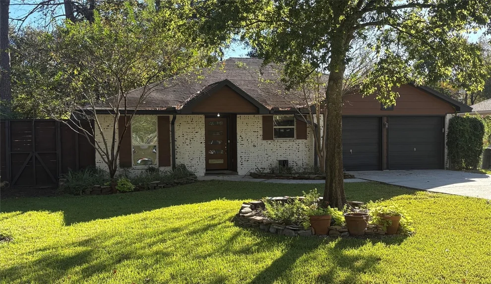 Unit for sale at 24290 Glen Loch Drive, Spring, TX 77380