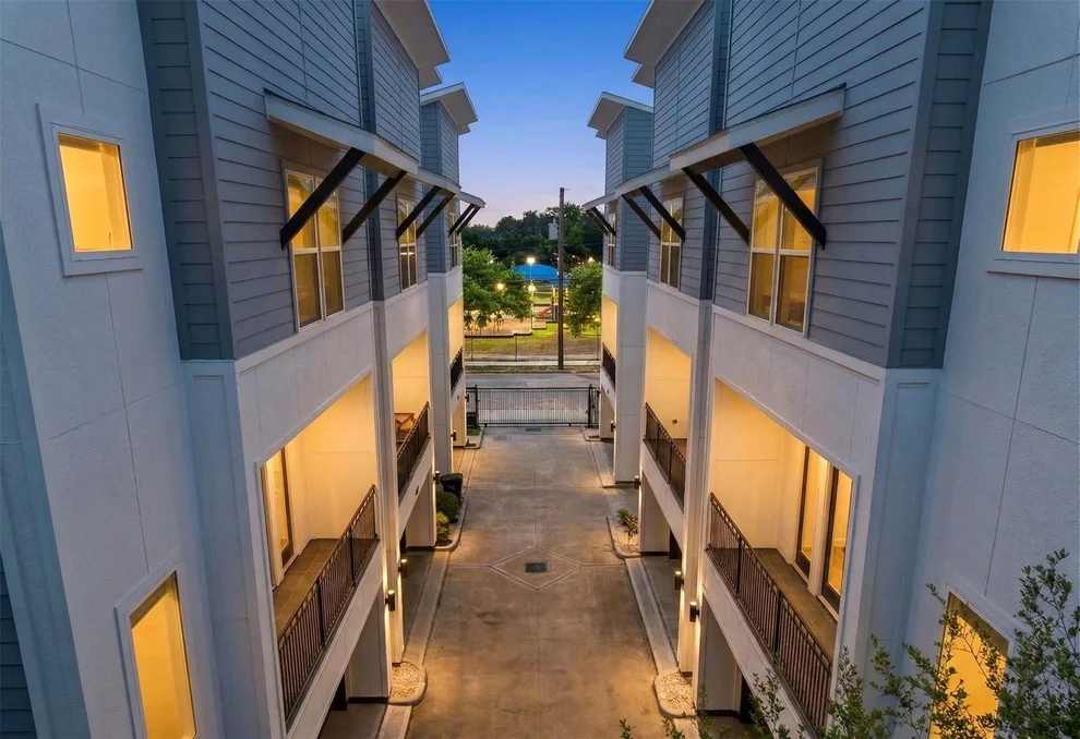 Unit for sale at 903 Quitman Street, Houston, TX 77009