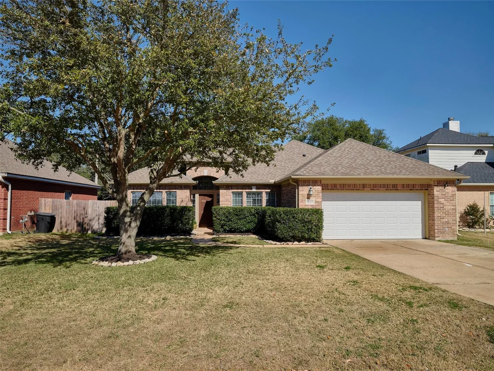 Unit for sale at 9315 Anna Street, Needville, TX 77461