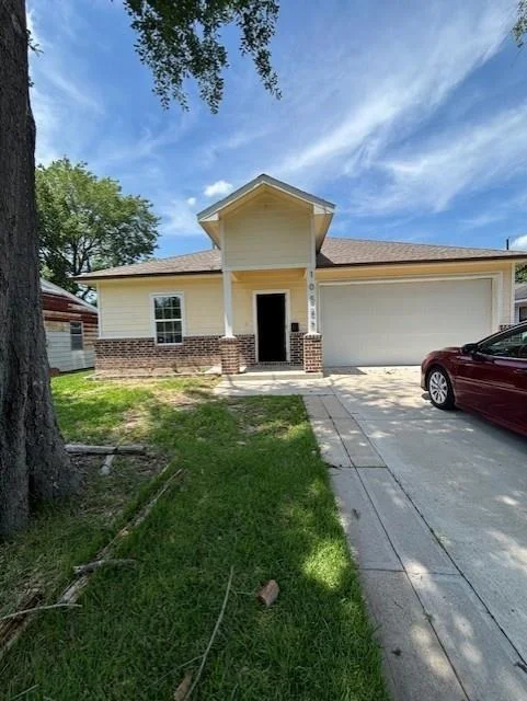 Unit for sale at 10525 Burman Street, Houston, TX 77029