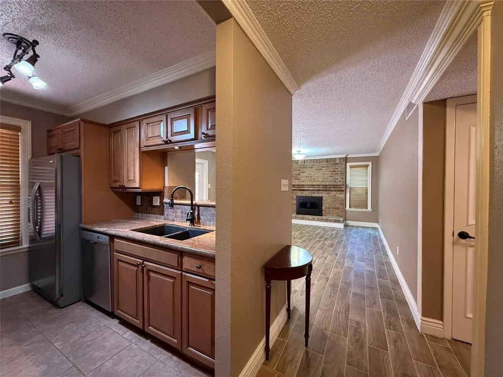 Unit for sale at 10555 Turtlewood Court, Houston, TX 77072