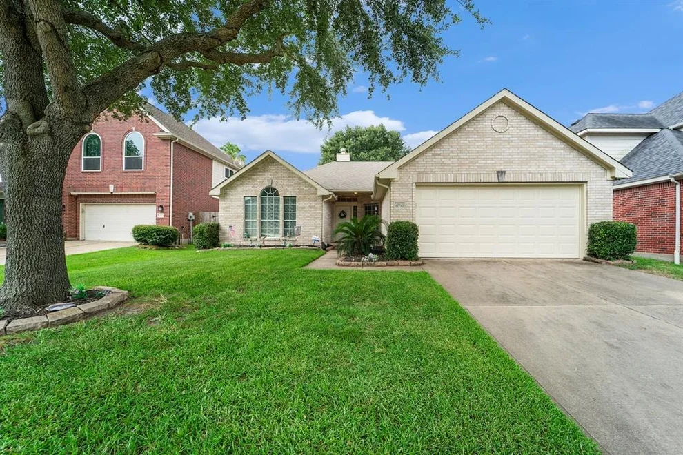 Unit for sale at 14715 Chapelbrook Lane, Houston, TX 77095
