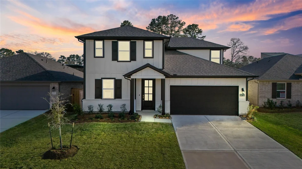 Unit for sale at 19733 Flag View Drive, Montgomery, TX 77316