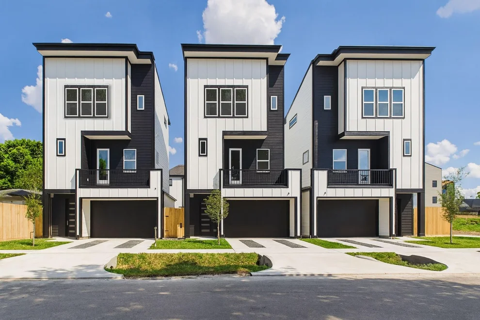 Unit for sale at 4508 Robertson, Houston, TX 77009