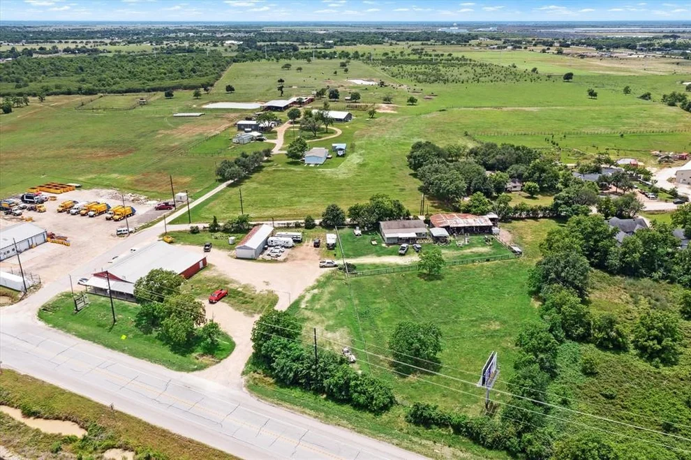 Unit for sale at 3765 Hwy 36 S, Sealy, TX 77474
