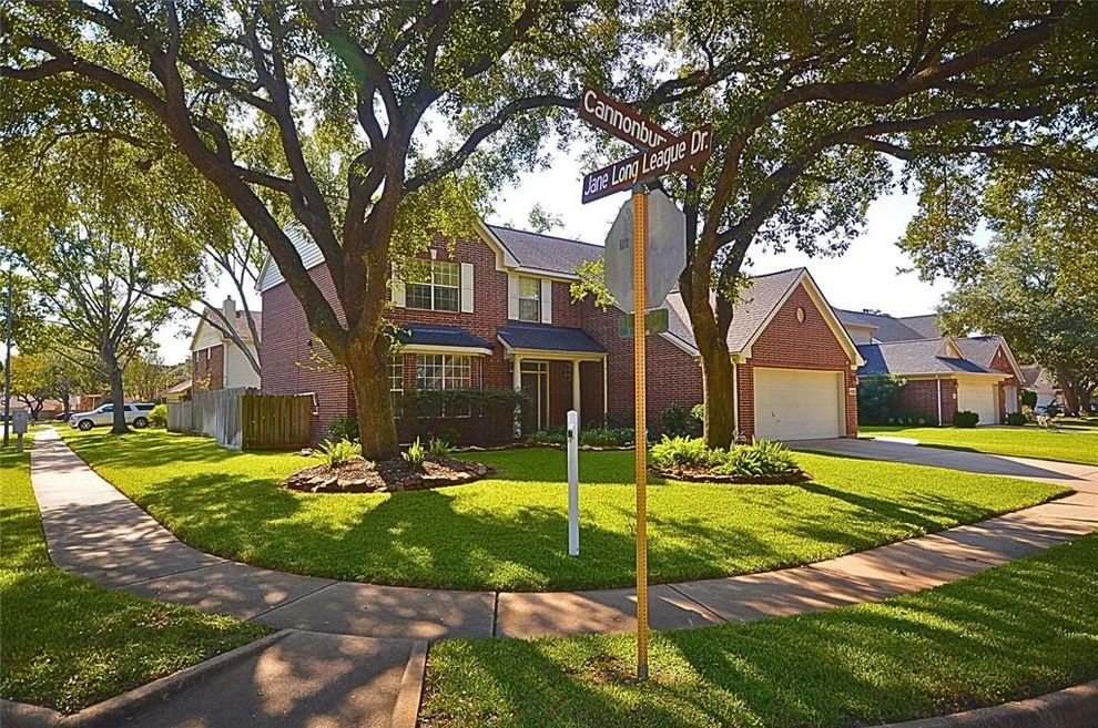 Unit for sale at 2003 Cannonbury Lane, Richmond, TX 77406