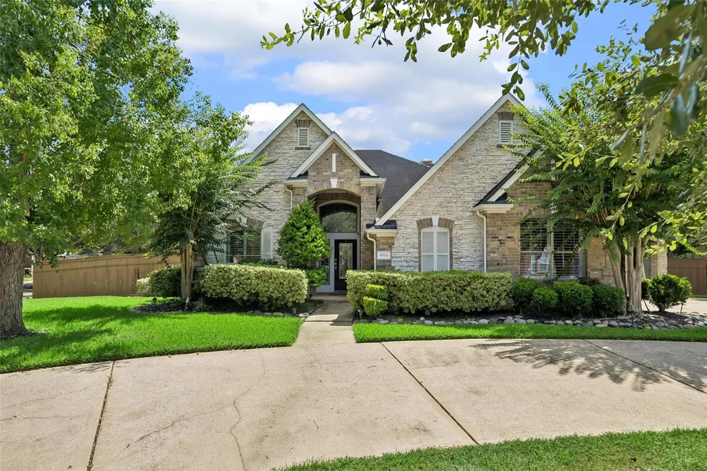 Unit for sale at 9514 Tallow Court, Missouri City, TX 77459