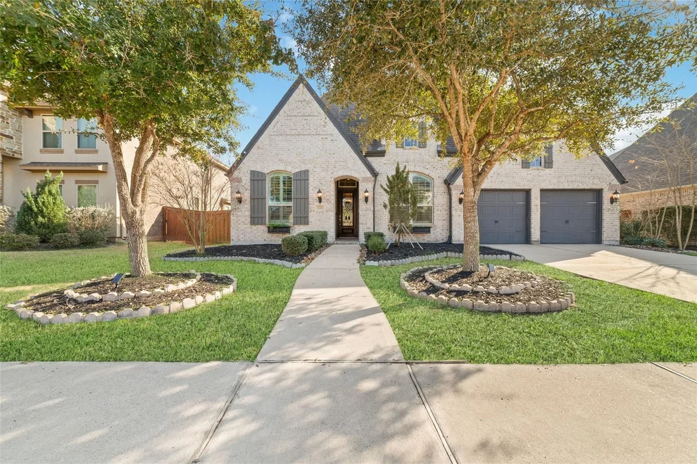 Unit for sale at 17611 Lynedoch Lane, Richmond, TX 77407