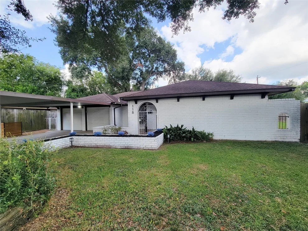 Unit for sale at 118 W Vashti Drive, Houston, TX 77037