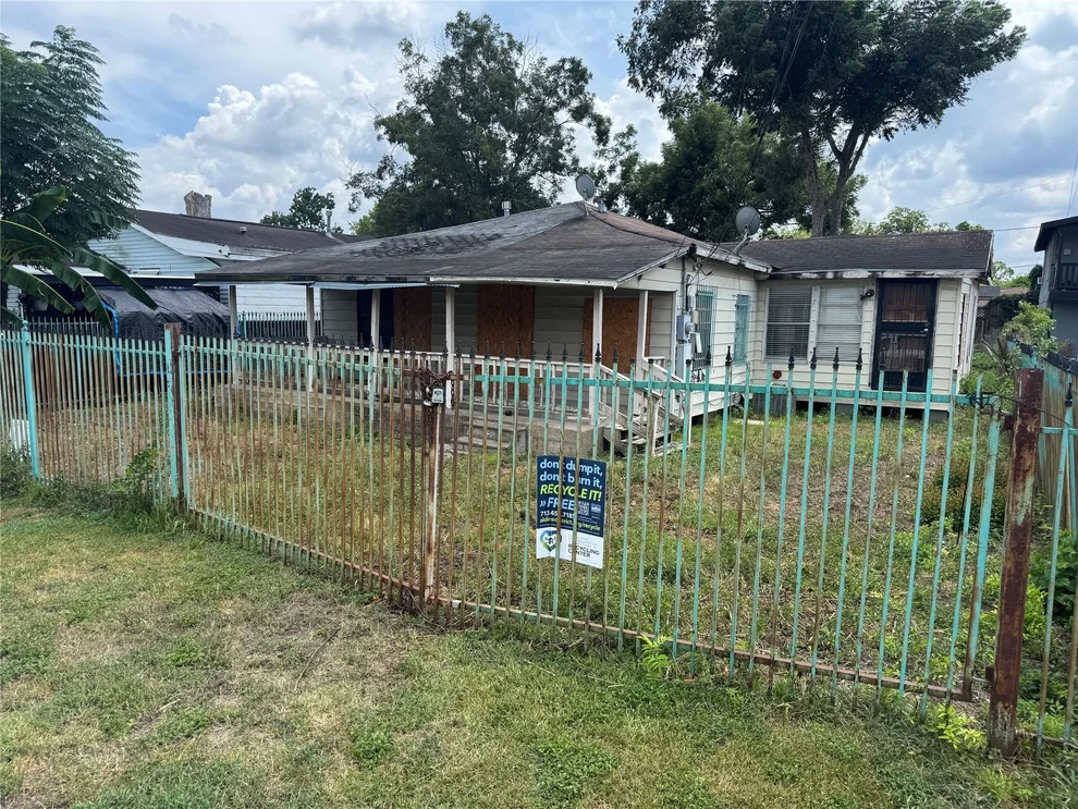 Unit for sale at 3330 Bertrand Street, Houston, TX 77093