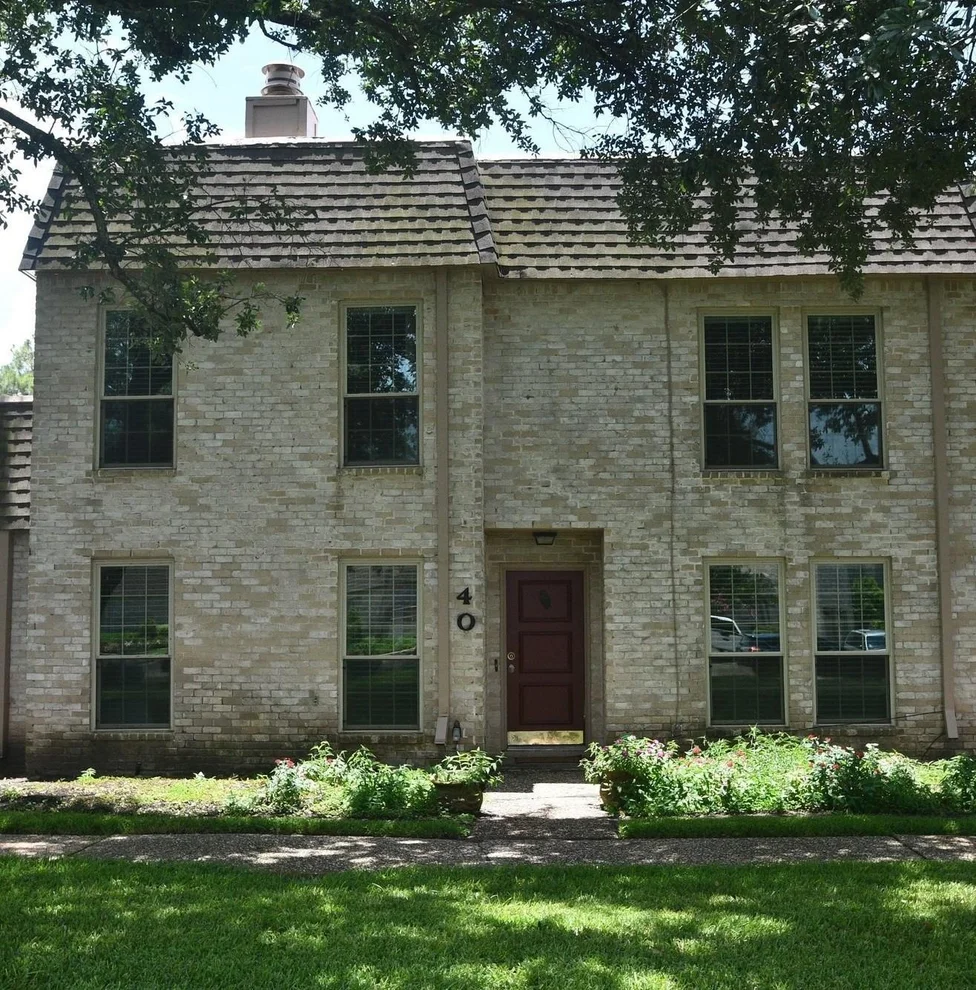 Unit for sale at 40 River Creek Way, Sugar Land, TX 77478