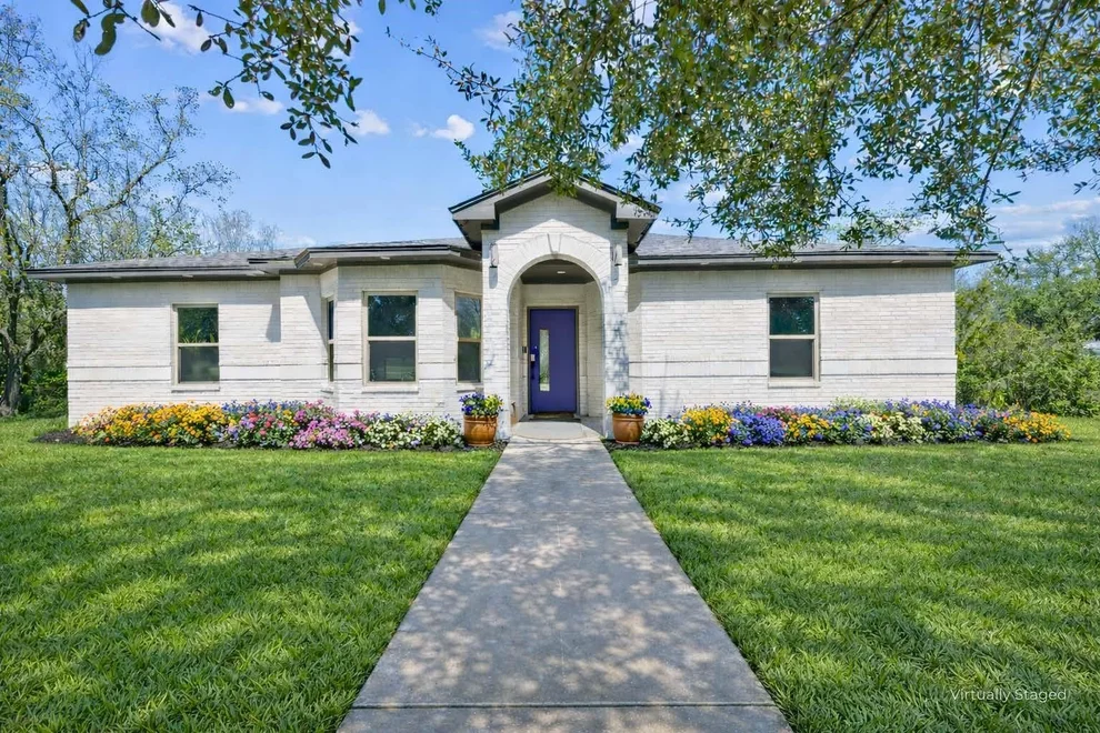 Unit for sale at 4425 Fuqua Street, Houston, TX 77048