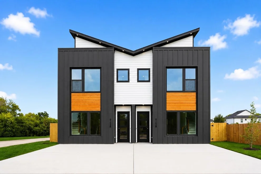 Unit for sale at 9102 Coffee Street, Houston, TX 77033