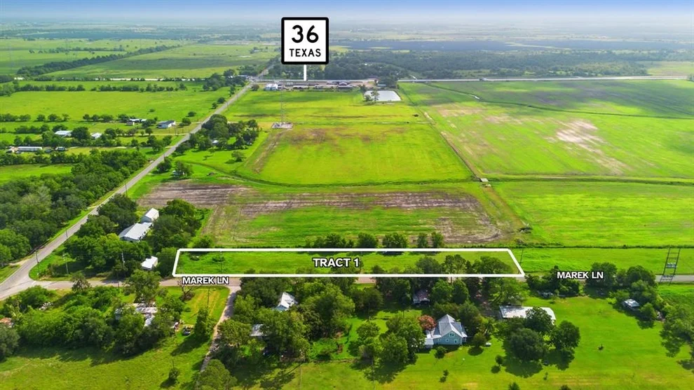 Unit for sale at 14015 Market Lane, Guy, TX 77444