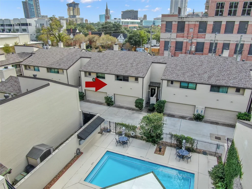 Unit for sale at 77 Chelsea Boulevard, Houston, TX 77006