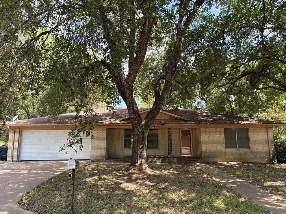 Unit for sale at 1506 Meadow Lane, Brenham, TX 77833