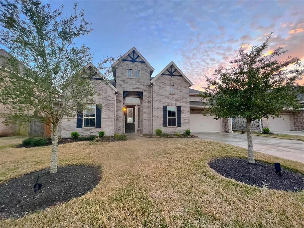 Unit for sale at 1139 Magnolia Trace, League City, TX 77573