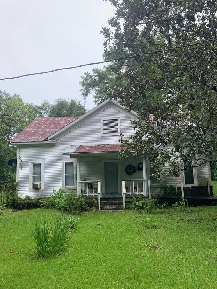 Unit for sale at 501 E Martin Luther King Street, Kirbyville, TX 75956