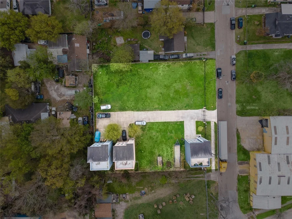 Unit for sale at 0 Eichwurzel All Lane, Houston, TX 77009