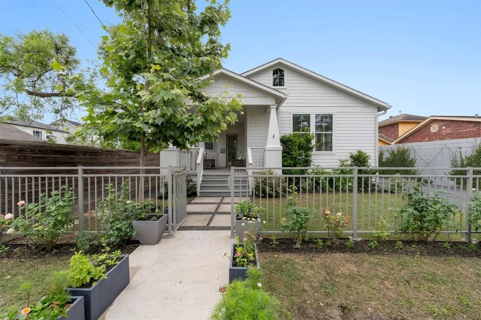 Unit for sale at 1209 Idylwild Street, Houston, TX 77009