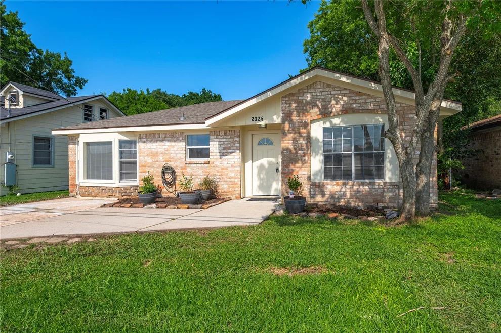 Unit for sale at 2324 N Logan Street, Texas City, TX 77590