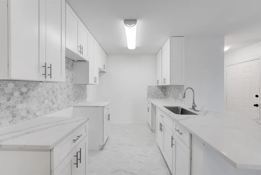 Unit for sale at 12550 Whittington Drive, Houston, TX 77077
