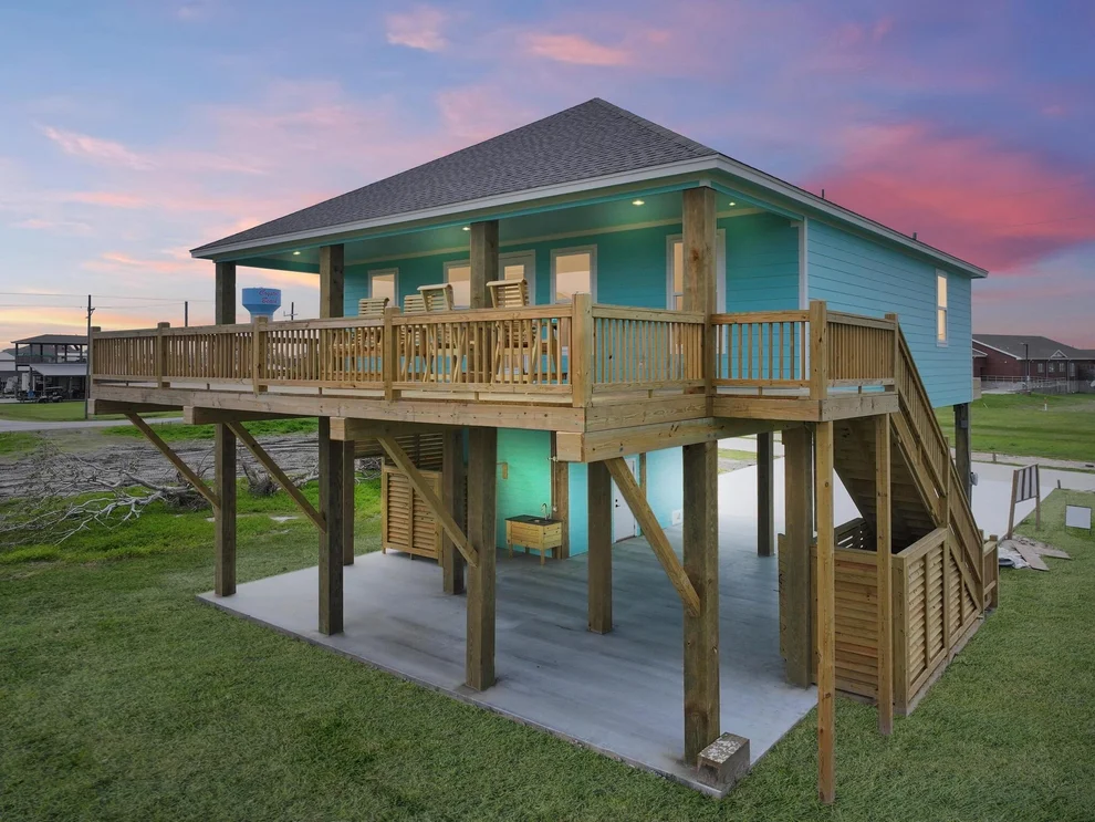 Unit for sale at 1980 Pedregal Drive, Crystal Beach, TX 77650