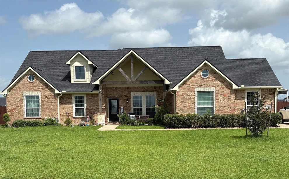 Unit for sale at 11018 Stallion Drive, Needville, TX 77461