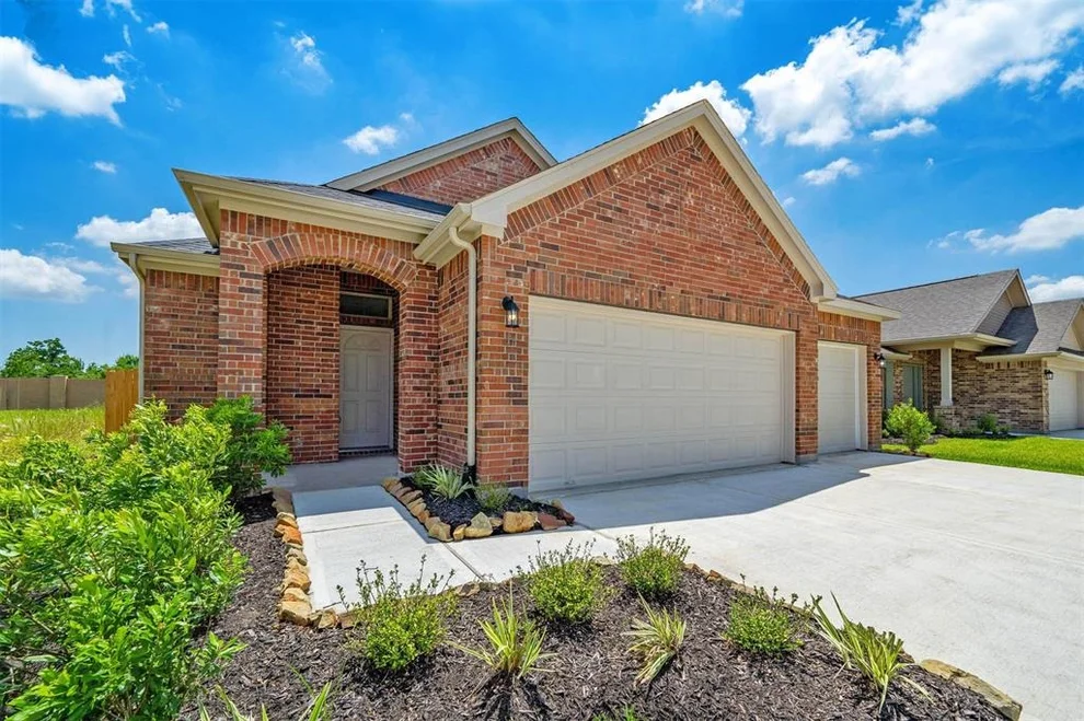 Unit for sale at 4215 Harper Road, Texas City, TX 77591