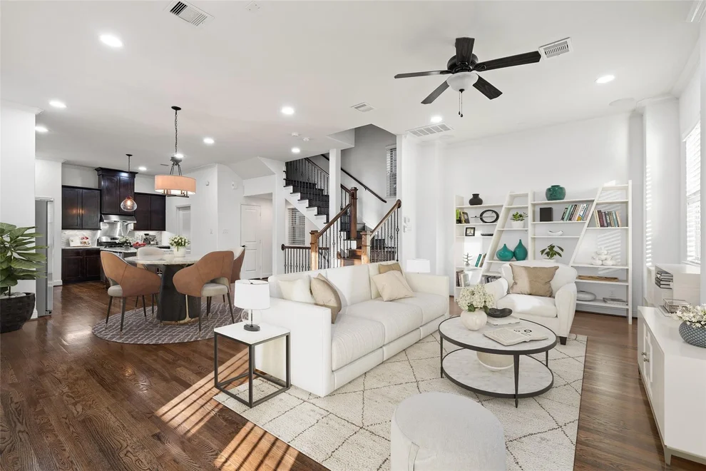 Unit for sale at 933 W 24th Street, Houston, TX 77008