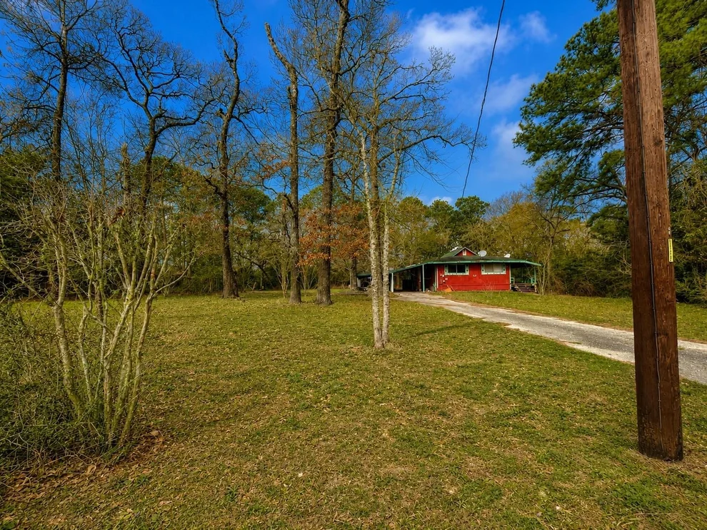 Unit for sale at 24532 Tyrone, Hempstead, TX 77445