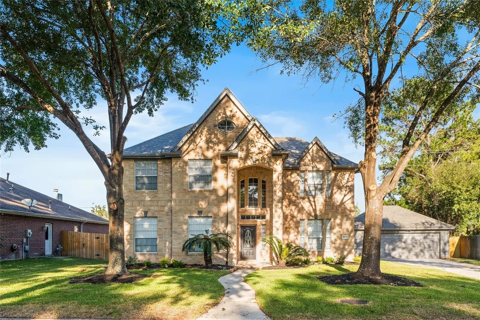 Unit for sale at 18706 Dempsey Oaks Drive, Humble, TX 77346