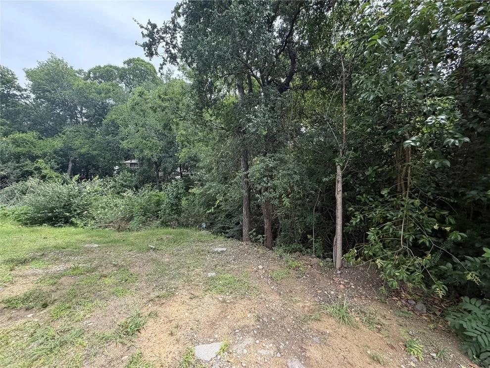 Unit for sale at 214 Diana Drive, Rockwall, TX 75032