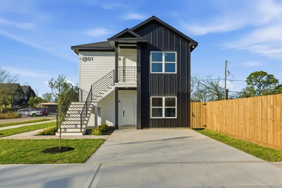 Unit for sale at 7801 Nashville Street, Houston, TX 77028
