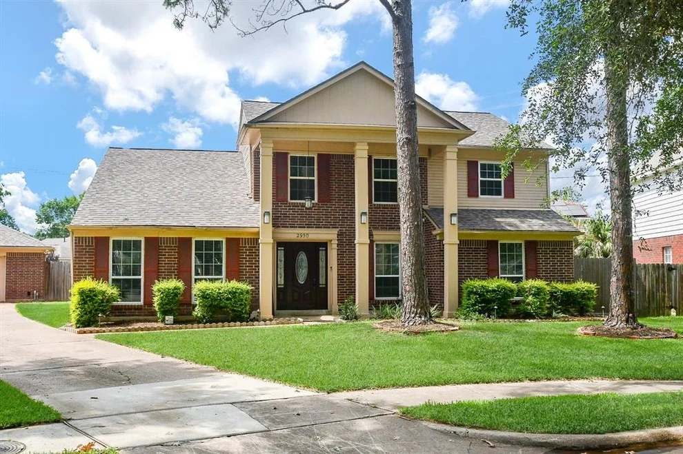 Unit for sale at 2950 Plantation Wood Lane, Missouri City, TX 77459