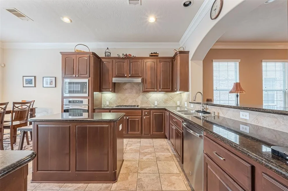 Unit for sale at 14515 Basalt Lane, Houston, TX 77077