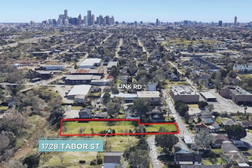 Unit for sale at 1728 Tabor Street, Houston, TX 77009