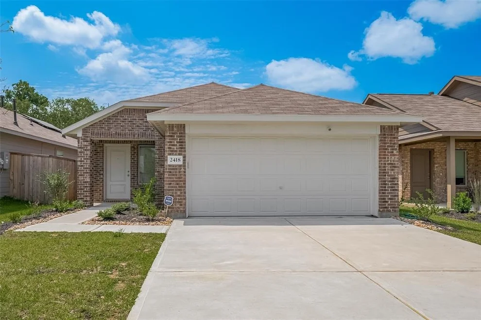 Unit for sale at 2418 Ridge Oak Drive, Conroe, TX 77301