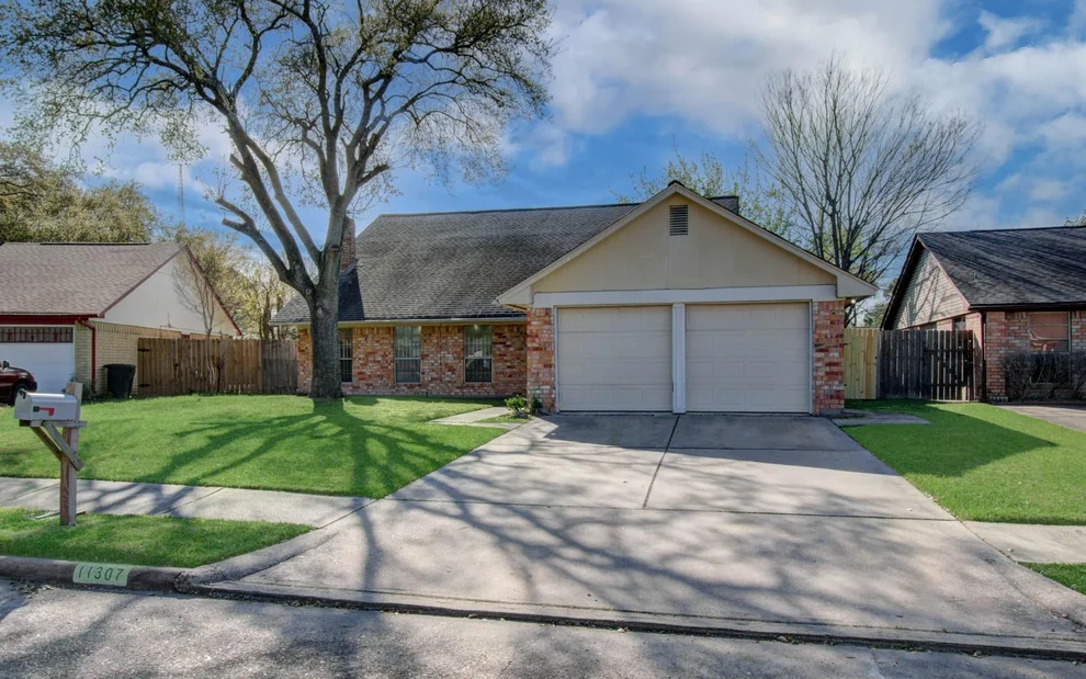 Unit for sale at 11307 Birdwing Lane, Houston, TX 77067