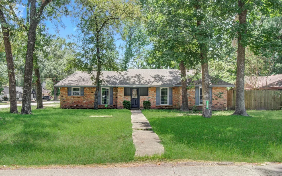 Unit for sale at 25003 S Broken Bough, Spring, TX 77380