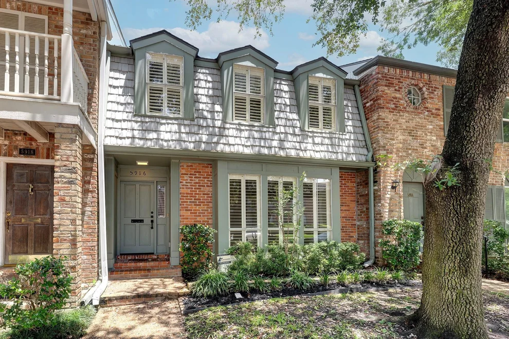 Unit for sale at 5916 Valley Forge Drive, Houston, TX 77057