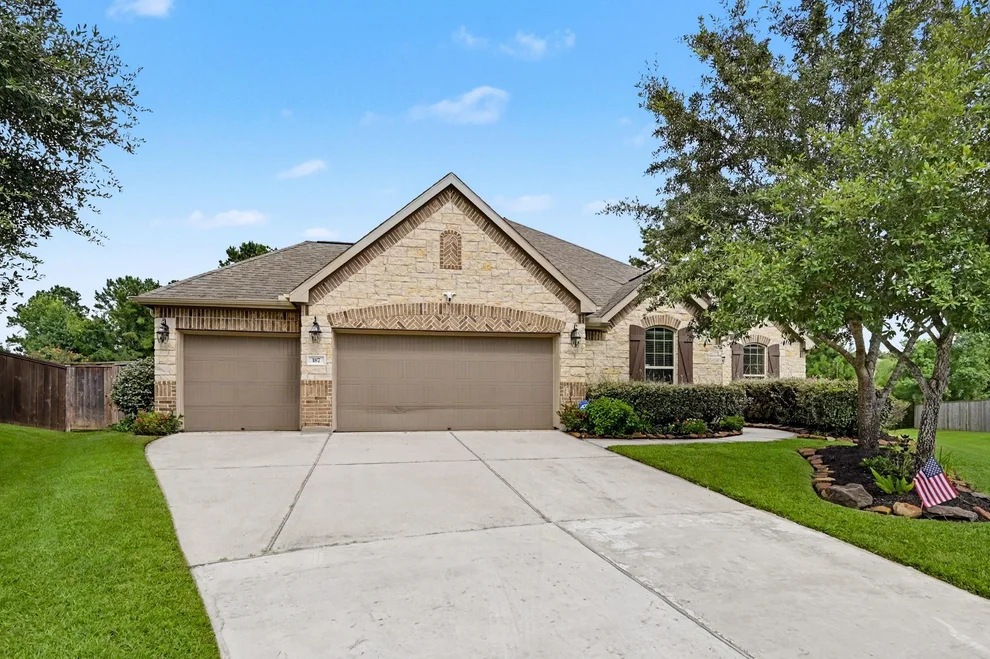 Unit for sale at 187 Wade Pointe Drive, Montgomery, TX 77316
