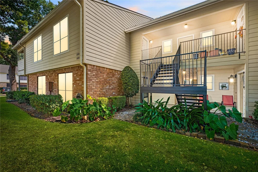 Unit for sale at 14555 Wunderlich Drive, Houston, TX 77069