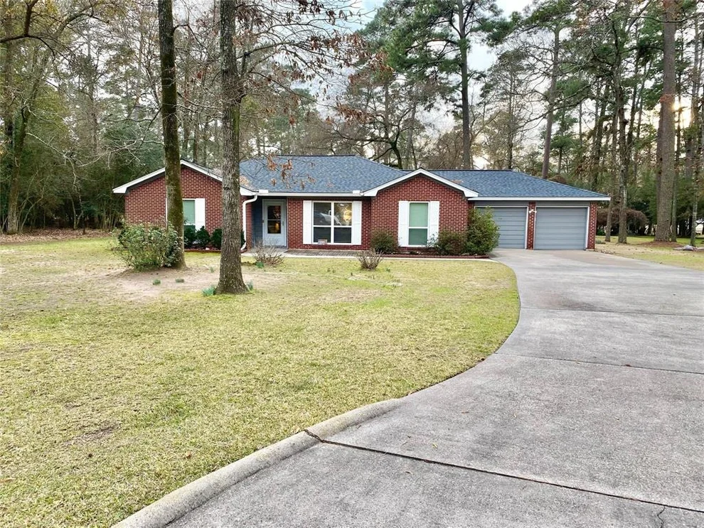 Unit for sale at 15256 Conroe Drive, Conroe, TX 77384