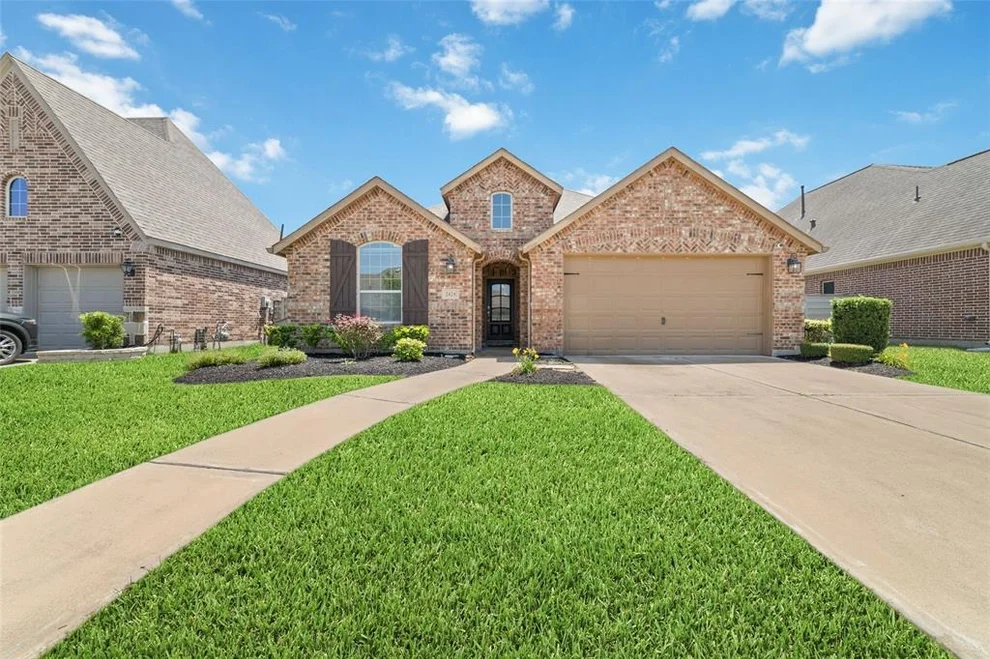 Unit for sale at 2428 Yaupon Park Lane, Manvel, TX 77578