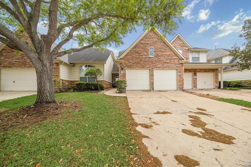 Unit for sale at 7234 Welshwood Lane, Sugar Land, TX 77479