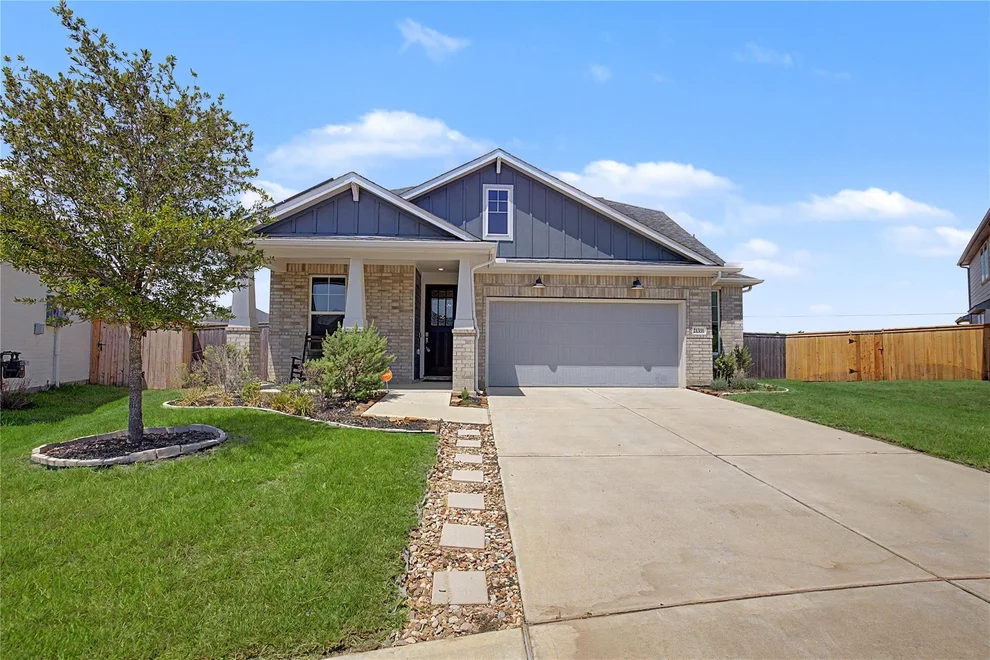Unit for sale at 21331 Bridle Rose Trail, Tomball, TX 77377