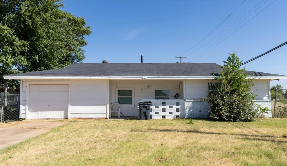 Unit for sale at 1514 Roanoke Drive, Wichita Falls, TX 76306