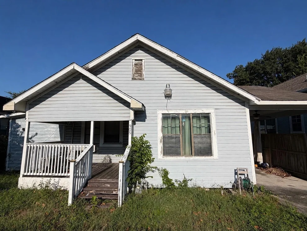 Unit for sale at 905 Walton Street, Houston, TX 77009