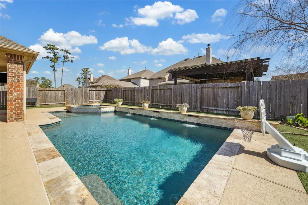 Unit for sale at 17342 Cumberland Park Lane, Humble, TX 77346